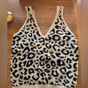 Abercrombie knot tank-leopard print